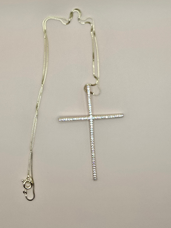 Gargantilha Cruz Palito Cravejada – Banhada a Ouro 18K - Imagem 3