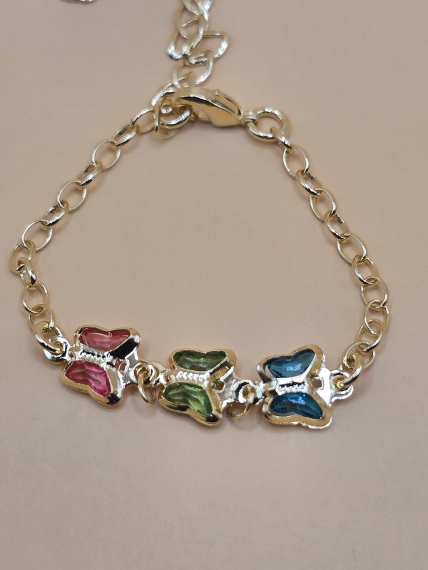 Pulseira Infantil Três Borboletas – Banhada a Ouro 18K