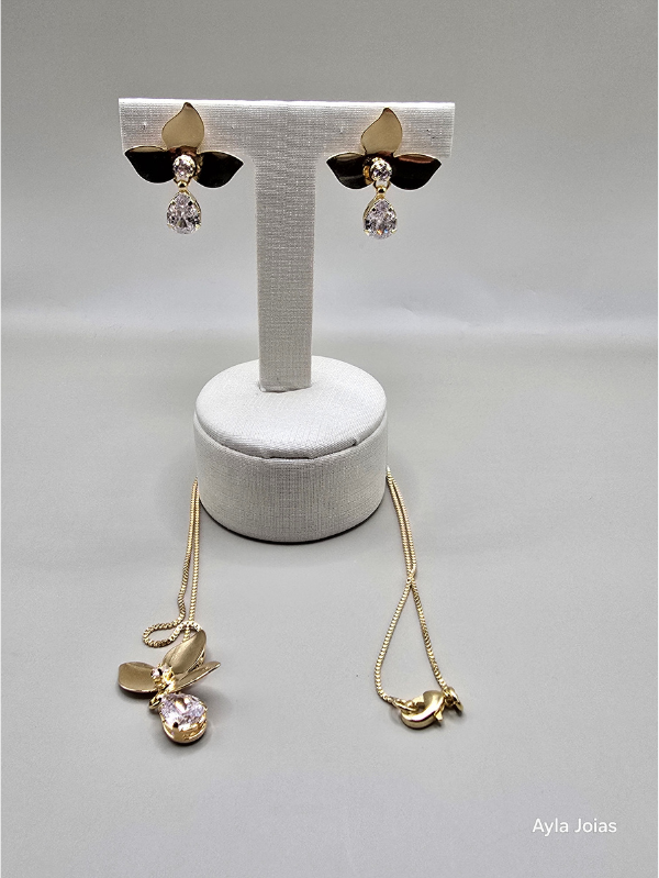 Conjunto Flor com Gota de Zircônia