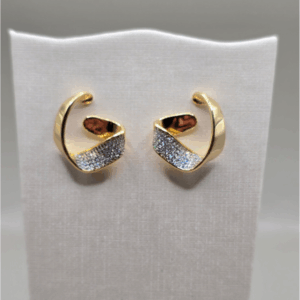 Brinco Orgânico Cravejado – Banhado a Ouro