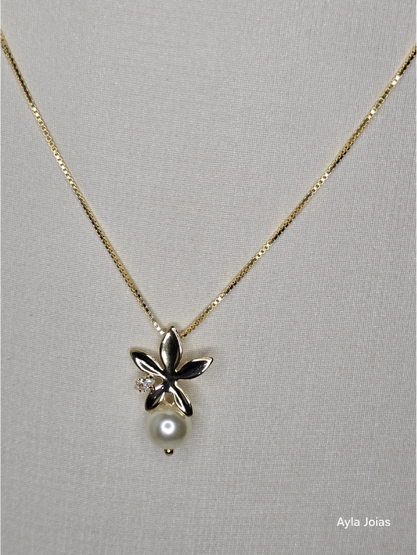 Conjunto Flor com Zircônia e Pérola – Banhado a Ouro 18K