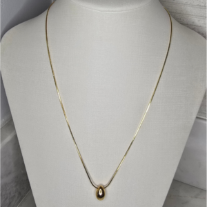 Colar Curto com Pingente Oval – Banhado a Ouro 18K