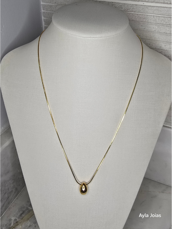 Colar Curto com Pingente Oval – Banhado a Ouro 18K