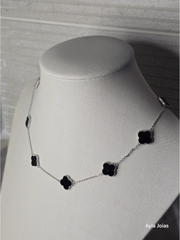 Colar Curto Trevo Alhambra – Elegância e Sofisticação em Cada Detalhe - Imagem 3